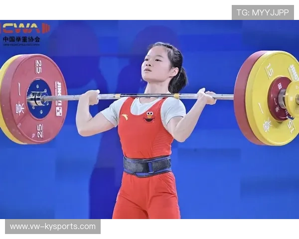 世界举重公开赛中国队在赛场纪律上获裁判好评